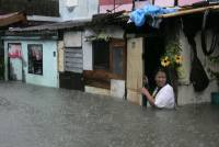 На Филиппинах проливные дожди спровоцировали серьезные наводнения. Есть погибшие