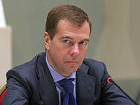 Поздравляя Азарова с Днем Независимости, Медведев вдруг вспомнил о братстве между нашими народами