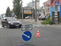 В Луганске «Мерседес» сбил двух детей на пешеходном переходе