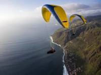 В Крыму два парапланериста врезались в гору. Благо, все остались живы