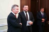 Арбузов обсудил с де Гухтом вопросы подготовки к Вильнюсскому саммиту
