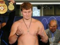 После того, как Поветкин получил в бороду от Кличко-младшего, «Русский витязь» в рейтинге лучших боксеров опустился ниже плинтуса