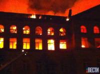 В Киеве полностью сгорел корпус университета. Фоторепортаж с места событий