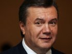 Янукович в Днепропетровске «низко склонил голову перед светлой памятью миллионов воинов и мирных людей»