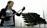 В Киеве любители холодного оружия продемонстрировали ножи собственного изготовления