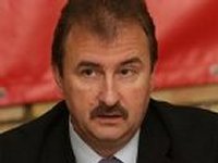 Попов объяснил, что ему некогда шастать по митингам, даже региональным