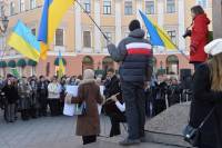 «В Одессе есть тоже много нормальных людей». Одесситы также вышли на Евромайдан