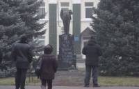 В Украине обезглавили еще одного Ленина. На этот раз – на Полтавщине