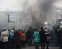 В Харькове повязали двоих мужчин, бросавших петарды в Евромайдан