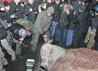 Симоненко: Вандалы, поднявшие руку на памятники, могут сесть на 5 лет