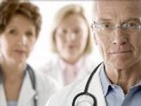 Общественники: С момента начала противостояния на Грушевского «Беркут» избил более 20 врачей Красного креста