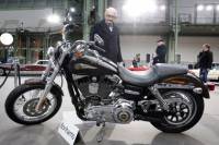 Harley Davidson Папы Римского ушел с молотка за очень приличную сумму
