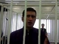 Суд оставил Маркова за решеткой еще на месяц. Он выступил за парламентско-президентскую республику