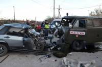 В Севастополе лоб в лоб встретились «девятка» и УАЗ с российскими военными. Один человек погиб