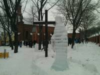В Сумах проходит невероятная выставка ледовых скульптур под открытым небом