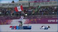 На ОИ в Сочи гордый перуанский лыжник финишировал с флагом в руках, отстав от победителя... почти на полчаса