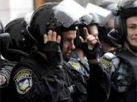 Во Львове активисты захватили здание областной милиции и вынесли спецсредства
