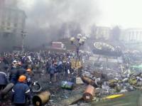 Утреннее противостояние протестующих и силовиков