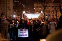 Чикаго зажигает свечи и молится за Евромайдан. Фото и видео с места событий