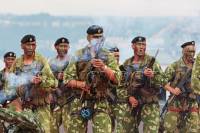 Российскиий спецназ отошел от ворот КПП командования 36-й бригады береговых войск Украины