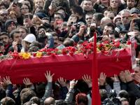 В Стамбуле похороны подростка, убитого полицией, превратились в массовую акцию протеста