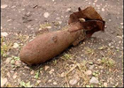 На Черкасщине мужчина выкопал у себя в огороде целый арсенал боеприпасов времен войны