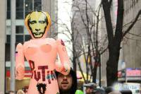 Украинцы «надули» Путина и пронесли его по улицам Нью-Йорка