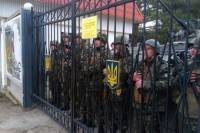 В Крыму штурмовали базу ВВСУ Бельбек. Наши решили не применять оружие