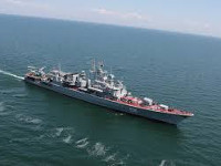 Двум украинским кораблям удалось вырваться из российской блокады на Донузлаве