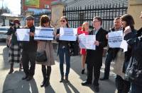 Журналисты пикетировали офис «Батькивщины». Требование - отозвать НКВДшный закон о «О превентивном задержании лиц»