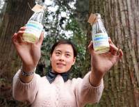 В Китае решили зарабатывать на туристах, продавая им… бутылки с чистым воздухом