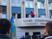В Луганске здание управления СБУ – до сих пор под контролем сепаратистов