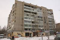 Пожилая жительница Казахстана решила засудить соседей за... скрипящий по ночам диван