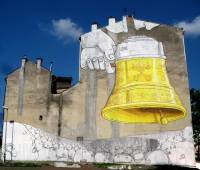 Итальянский уличный художник создает невероятные произведения, как по масштабу, так и по смыслу