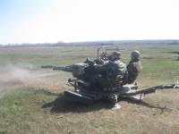 Враг не пройдет. Украинские зенитчики и артиллеристы демонстративно поиграли мускулами