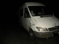 На суровой Николаевщине микроавтобус насмерть сбил подростка, который в темноте «возился» у своего мопеда