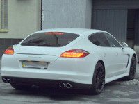 Хачериди разжился белоснежным Porsche Panamera 4S