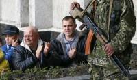 В Славянске устроили охоту на украиноязычных, запретили три партии и готовятся к референдуму