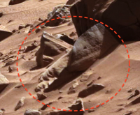 Виртуальный исследователь утверждает, что нашел на Марсе скульптуру марсианина