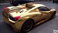 Арабский кикбоксер потратил уйму денег, чтобы превратить свой Ferrari в нечто, напоминающее слиток золота