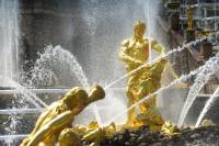В Петергофе сегодня откроют летний сезон фонтанов