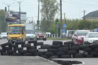 На въездах во Львов появились блокпосты. Фоторепортаж с места событий