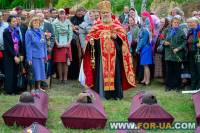 Под Киевом перезахоронили останки 75 воинов Красной Армии