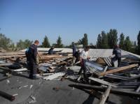 Под Киевом ураган разрушил крышу школы и разбил 50 окон