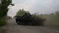 Украинские войска окружают Луганск. В городе наметились проблемы со снабжением /Болотов/