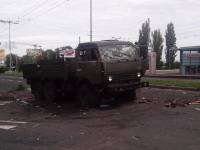 Появились фото уничтоженных в Донецке КамАЗов, перевозивших боевиков