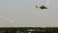 Очевидцы утверждают, что под Славянском сбили украинский вертолет. Сейчас АТО приостановлена