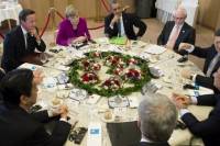 Лидеры G7 не спешат вводить новые санкции против России. Но пообещали держать руку на пульсе