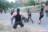 Возле Генконсульства РФ в Одессе частные охранники подрались с «евромайдановцами»