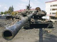 Воинскую часть в Артемовске штурмовал российский танк. Атака отбита